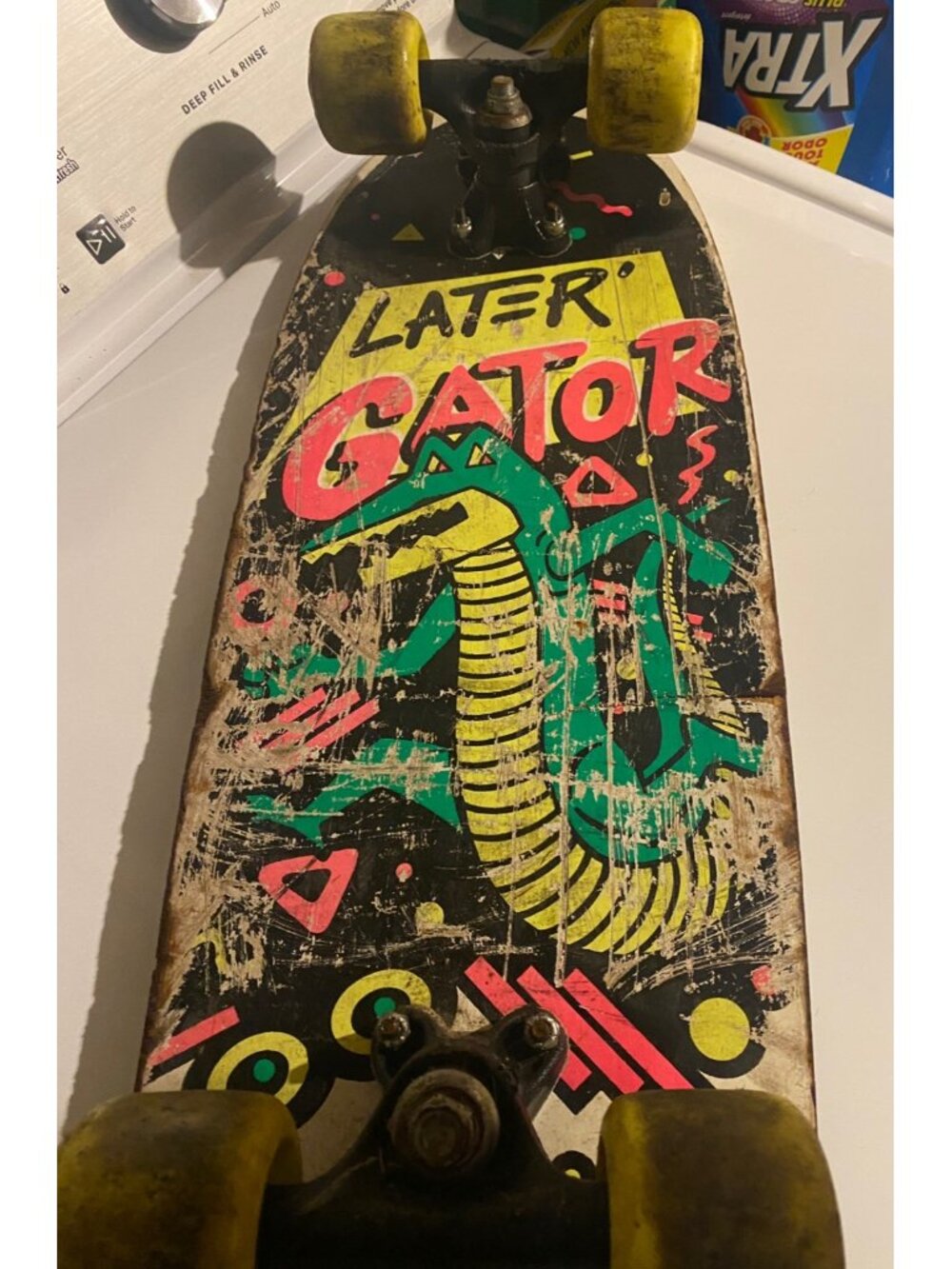VINTAGE VARIFLEX SKATEBOARD LATER GATOR ALLIGATOR